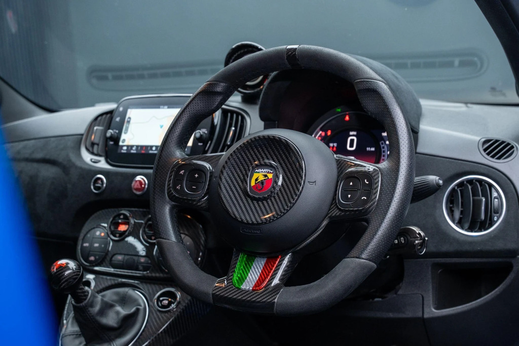Abarth 695 695 White #10