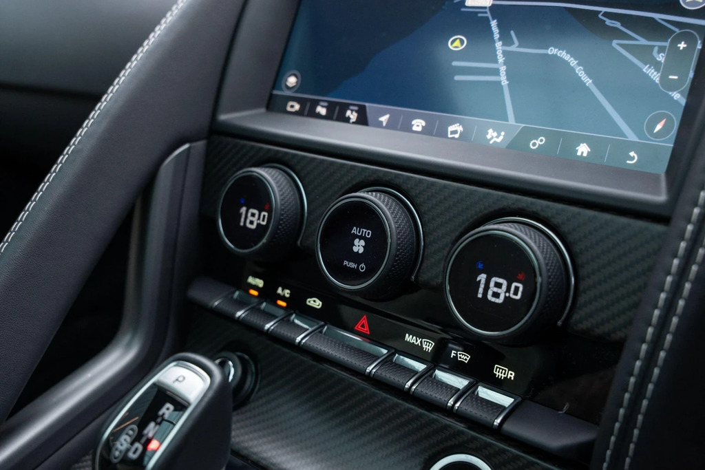Jaguar F-Type 2.0 P300 First Edition Grey #18