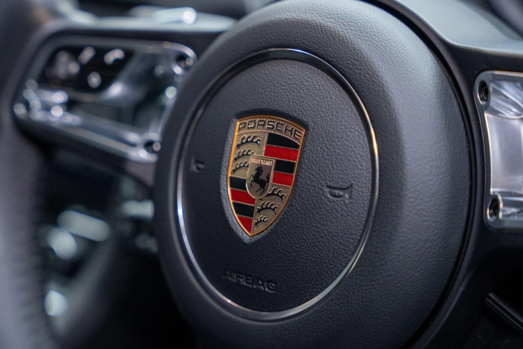 Porsche 718 Cayman Gts 4.0  #34