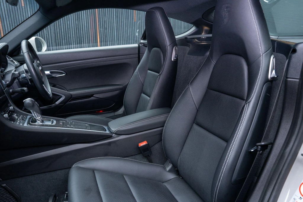 Porsche 718 Cayman Gts 4.0  #39