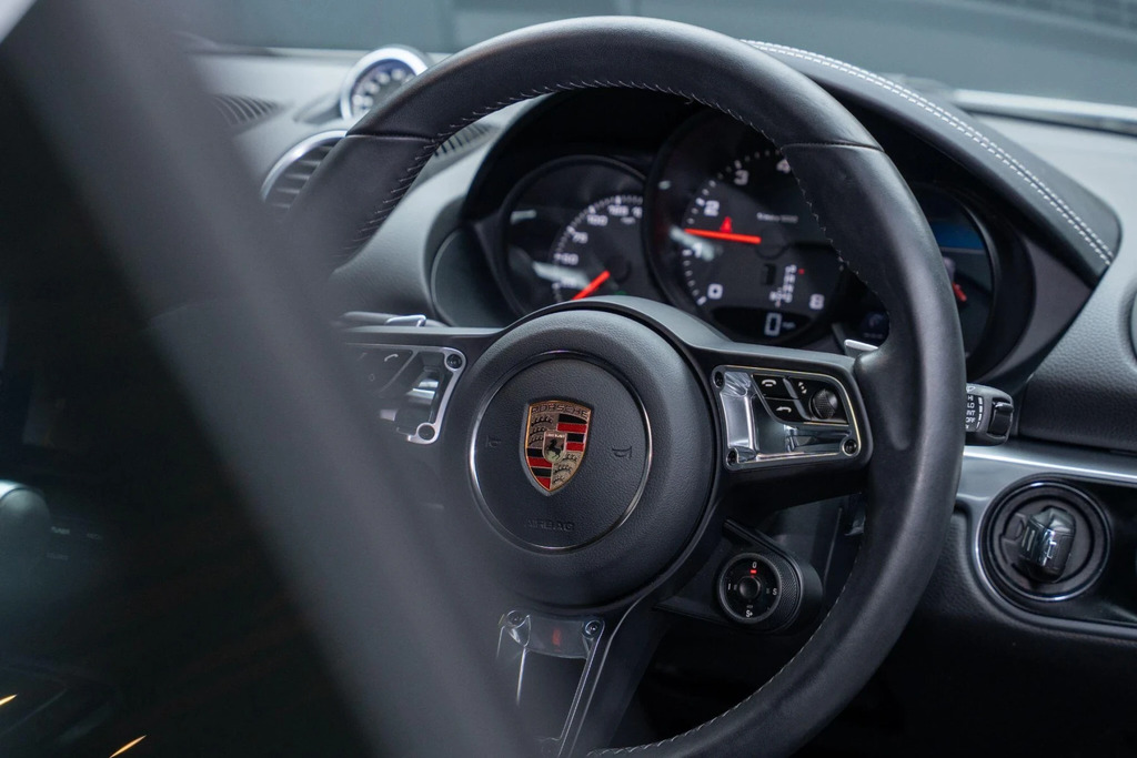 Porsche 718 Cayman Gts 4.0  #40