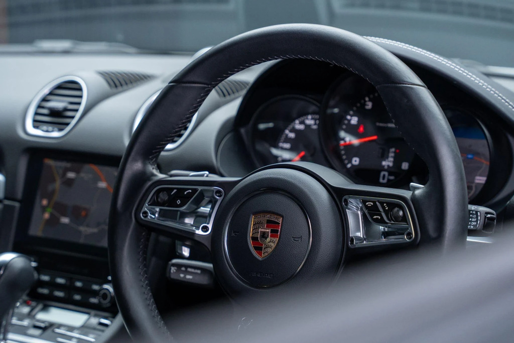 Porsche 718 Cayman Gts 4.0  #43