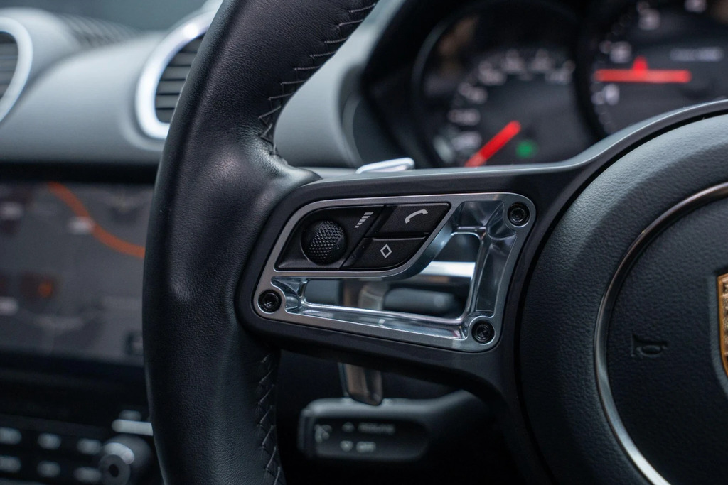 Porsche 718 Cayman Gts 4.0  #32