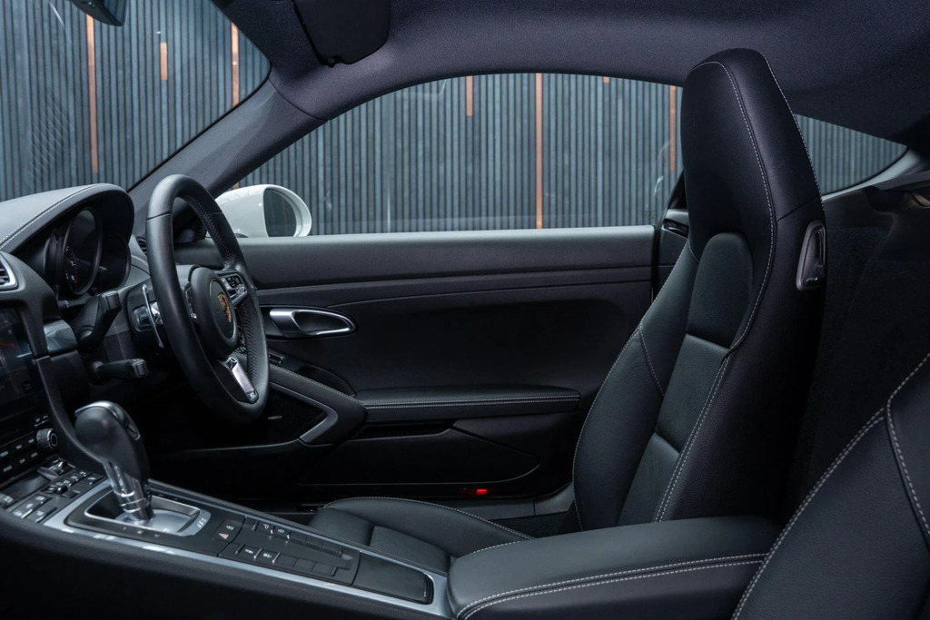 Porsche 718 Cayman Gts 4.0  #41