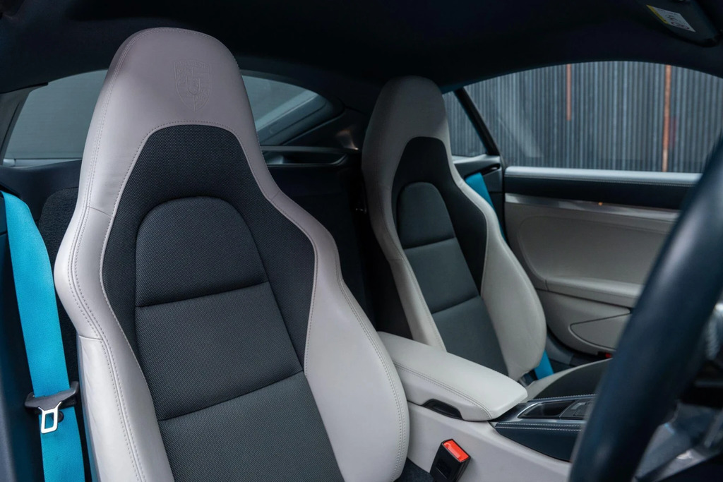Porsche 718 Cayman 2.0 2dr Black #12