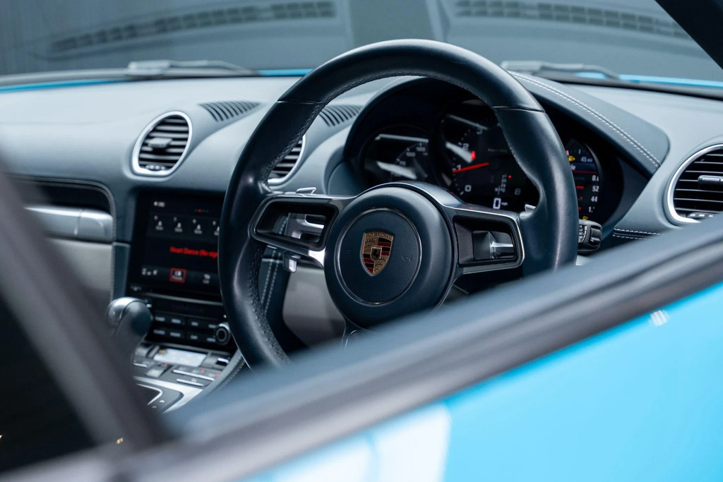 Porsche 718 Cayman 2.0 2dr Black #29