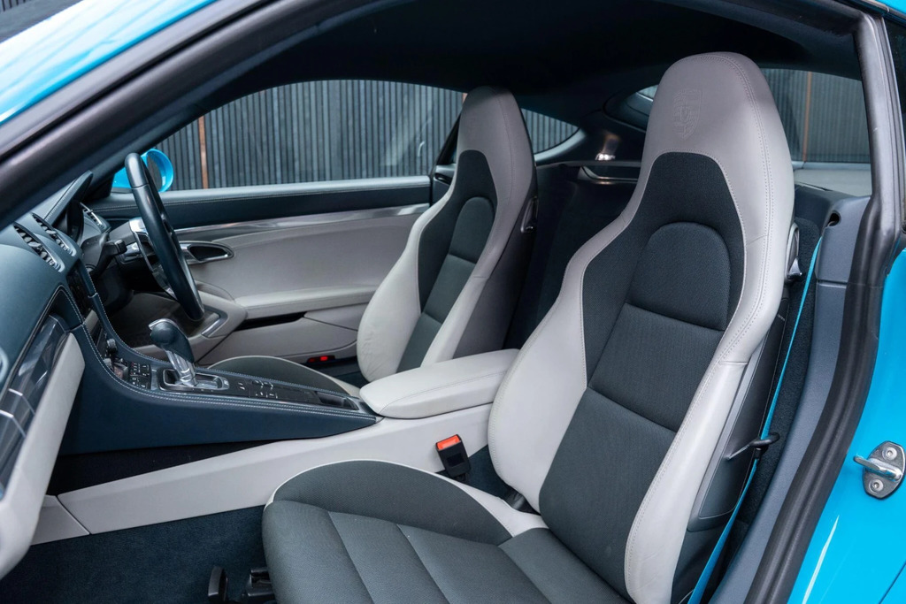 Porsche 718 Cayman 2.0 2dr Black #27