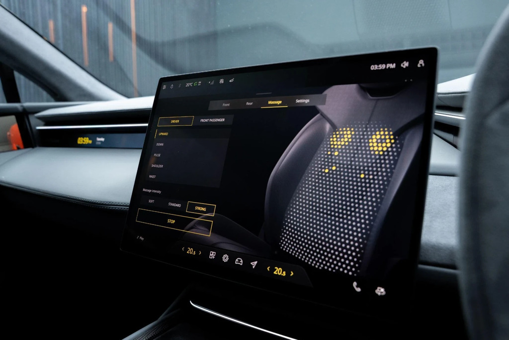 Lotus Emeya 450Kw 102Kwh 2025 Grey #24