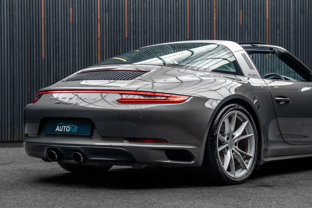 Porsche 911 991 Gt3 Pdk Left Silver #21