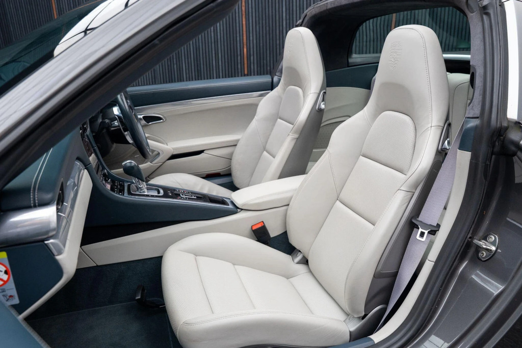 Porsche 911 991 Gt3 Pdk Left Silver #37