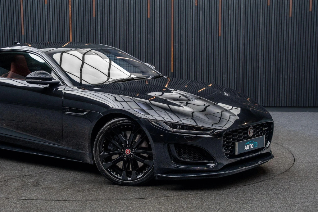 Jaguar F-Type P450 R-dynamic #9