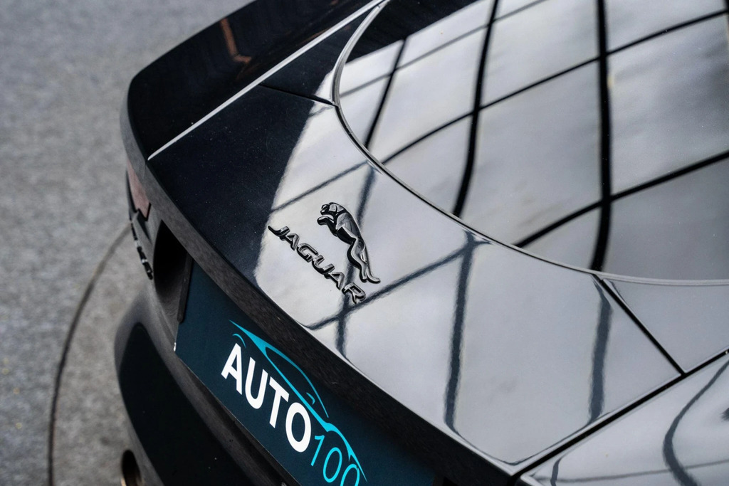 Jaguar F-Type P450 R-dynamic #25