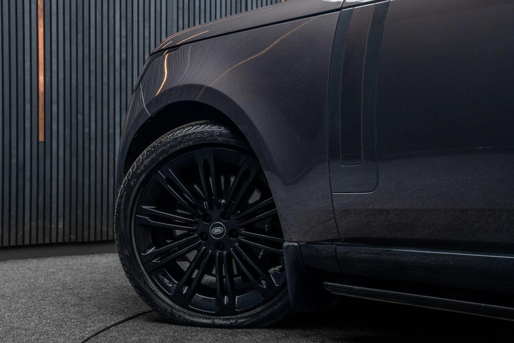 Land Rover Range Rover 3.0 D350 First Edition Black #15