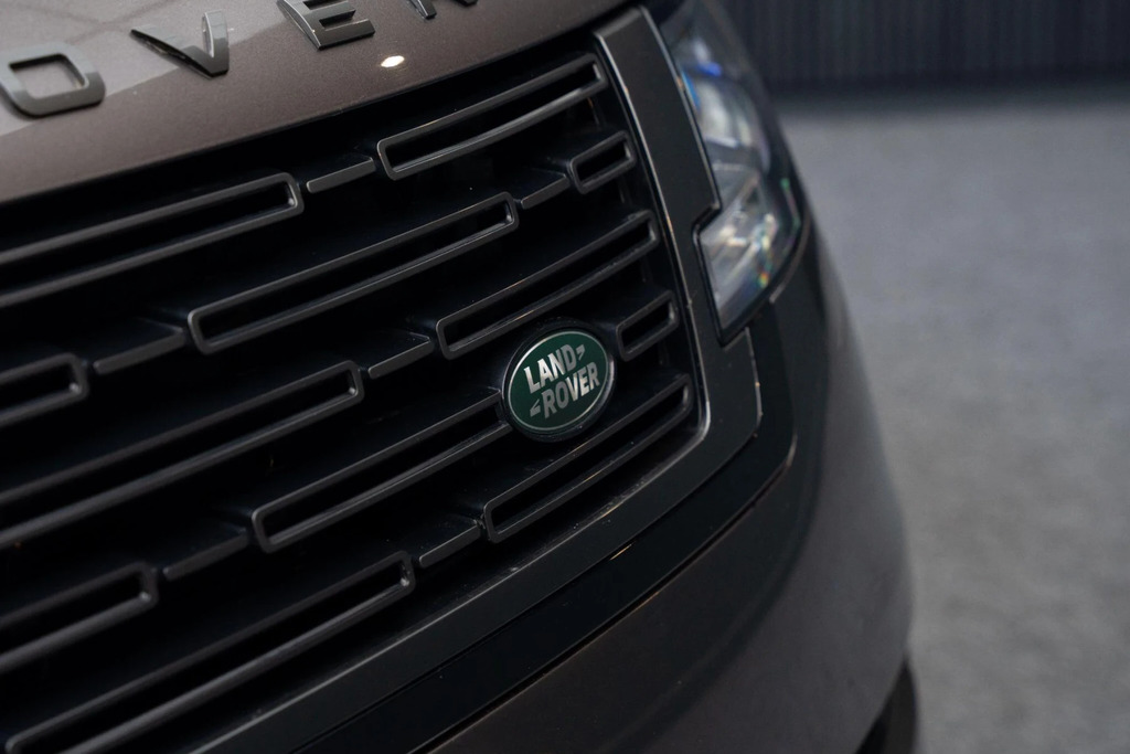 Land Rover Range Rover 3.0 D350 First Edition Black #29