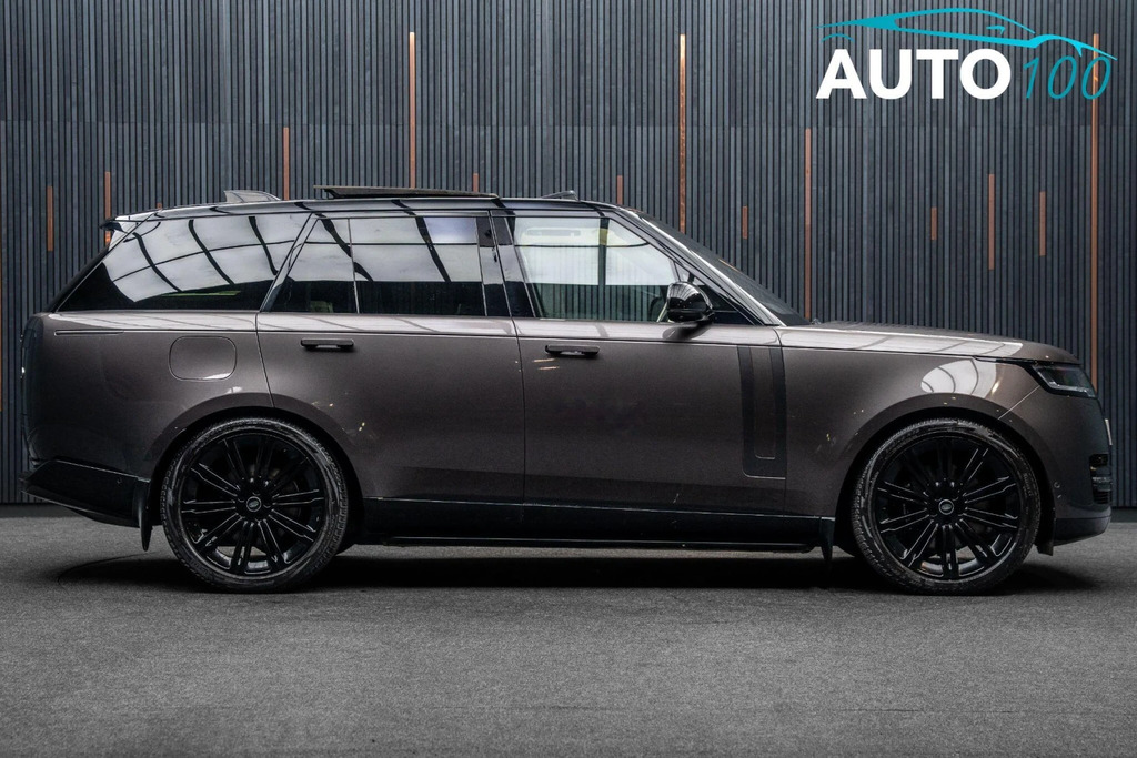 Land Rover Range Rover 3.0 D350 First Edition Black #17