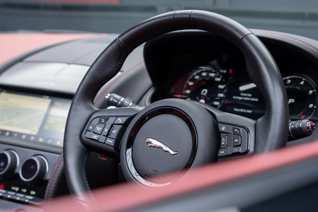 Jaguar F-Type 2.0 P300 R-dynamic Black 2023 Black #45