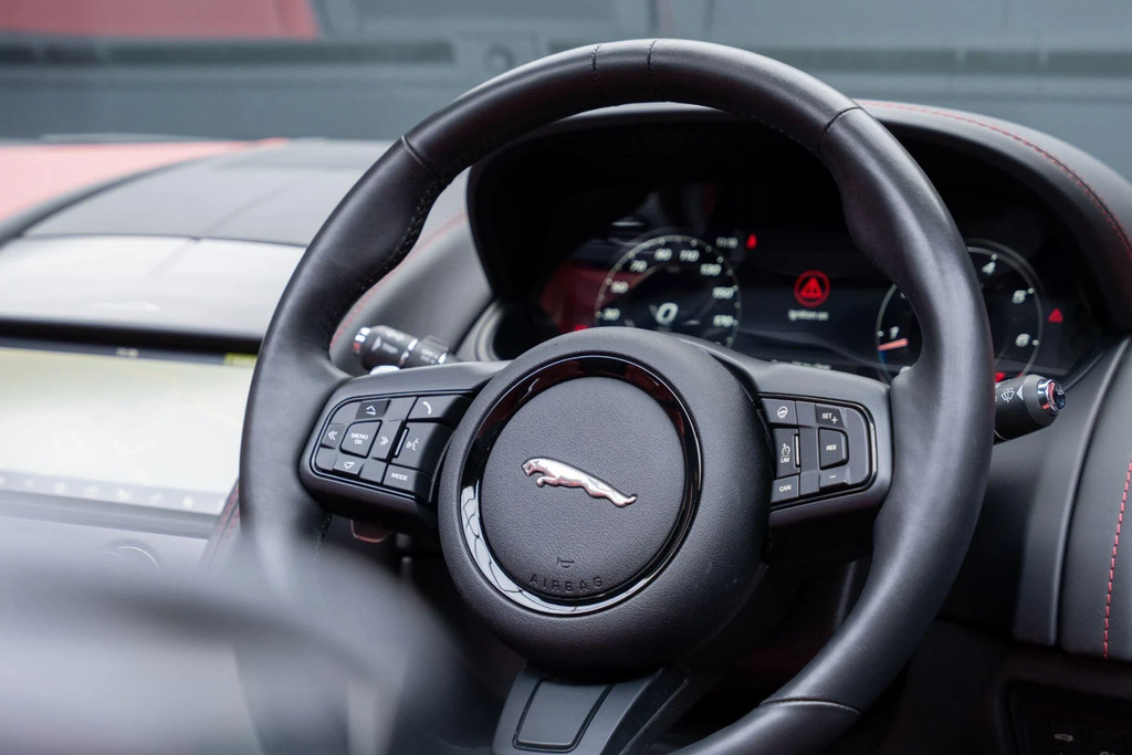 Jaguar F-Type 2.0 P300 R-dynamic Black 2023 Black #42