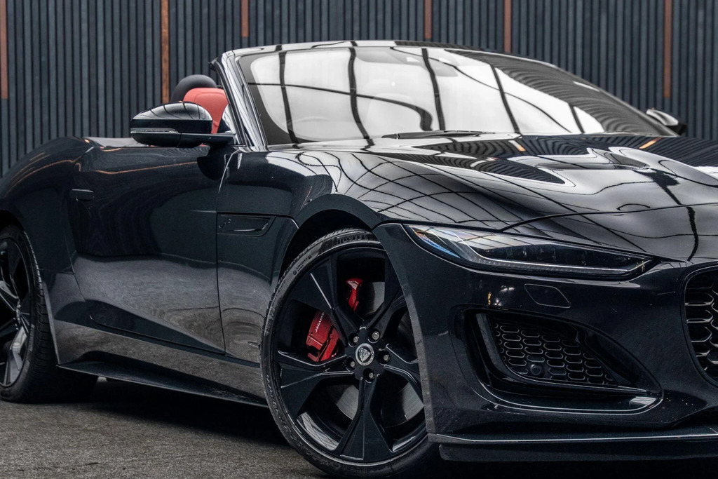 Jaguar F-Type 2.0 P300 R-dynamic Black 2023 Black #7