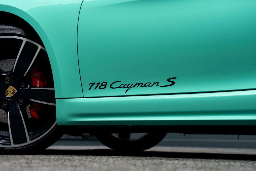 Porsche 718 Cayman Coupe Blue #25