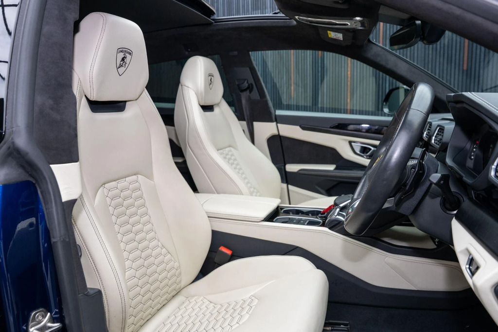Lamborghini Urus Suv Black #12
