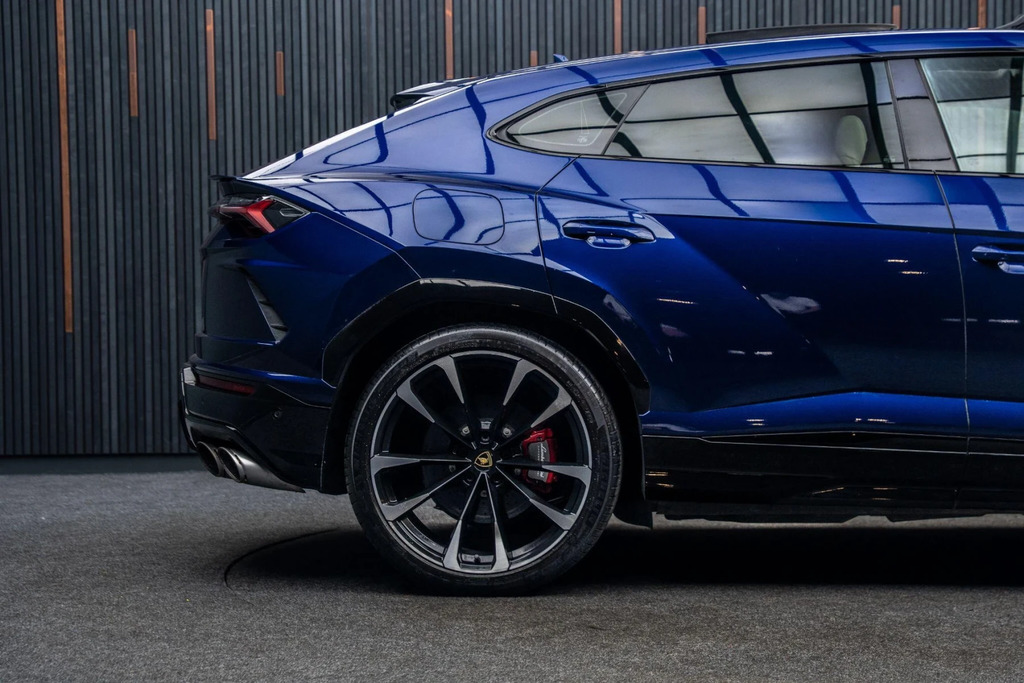 Lamborghini Urus Suv Black #19