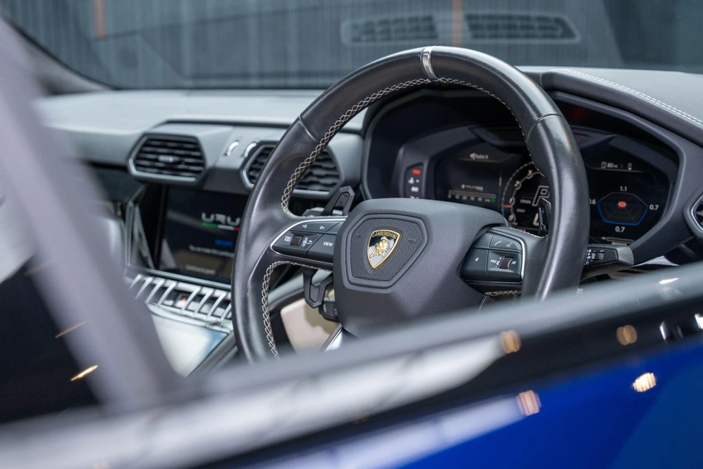 Lamborghini Urus Suv Black #38