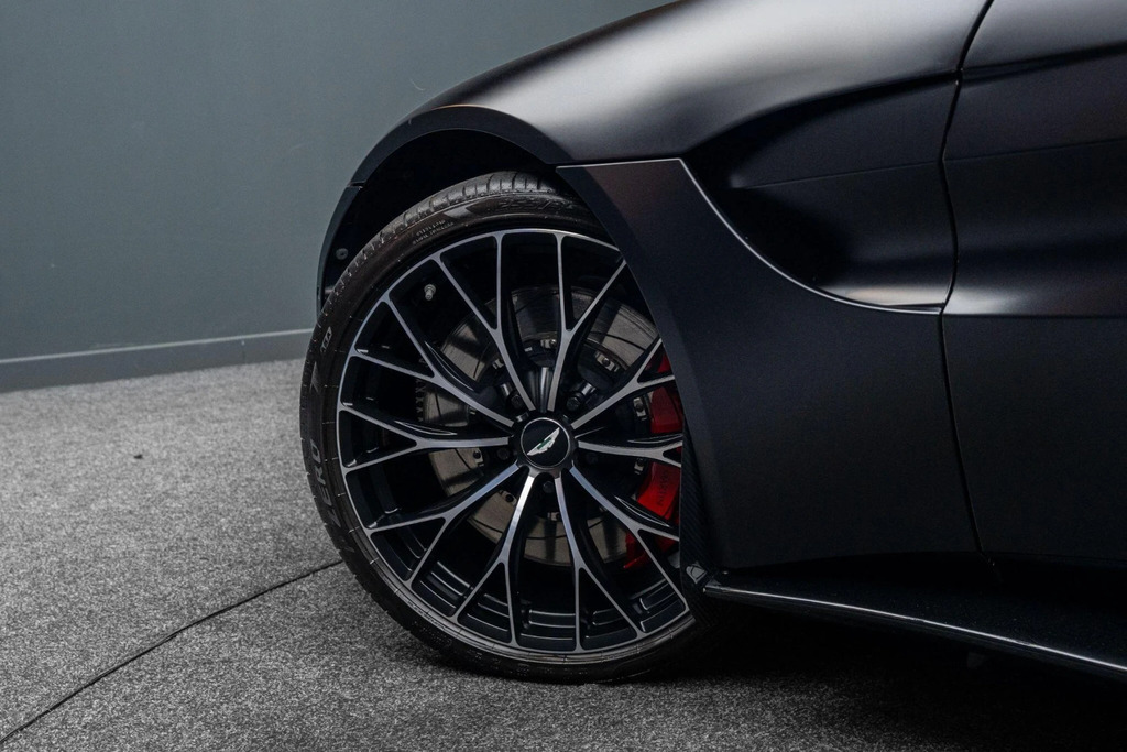 Aston Martin Vantage Zf 8 Speed 3,982 cc Blue #13