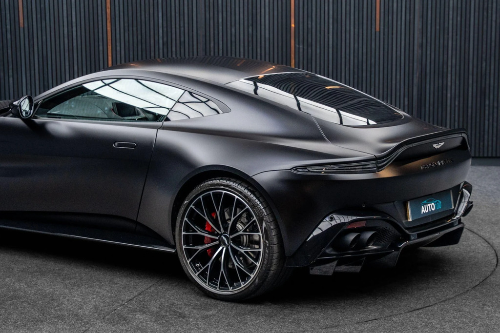 Aston Martin Vantage Zf 8 Speed 3,982 cc Blue #19