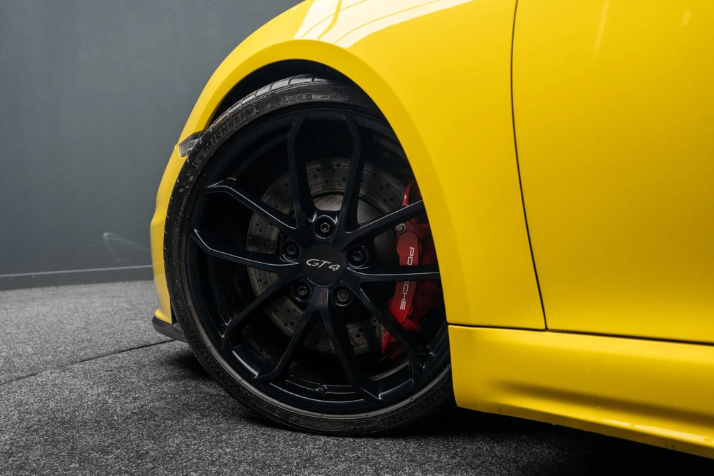 Porsche 718 Cayman 4L Gt4 Black #13