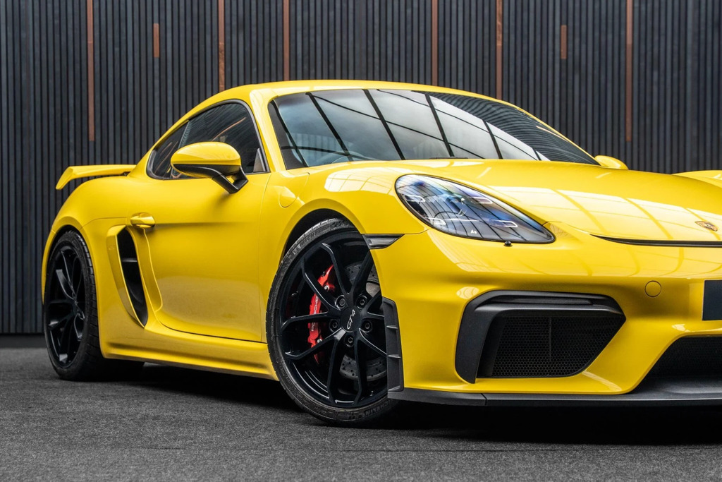 Porsche 718 Cayman 4L Gt4 Black #7