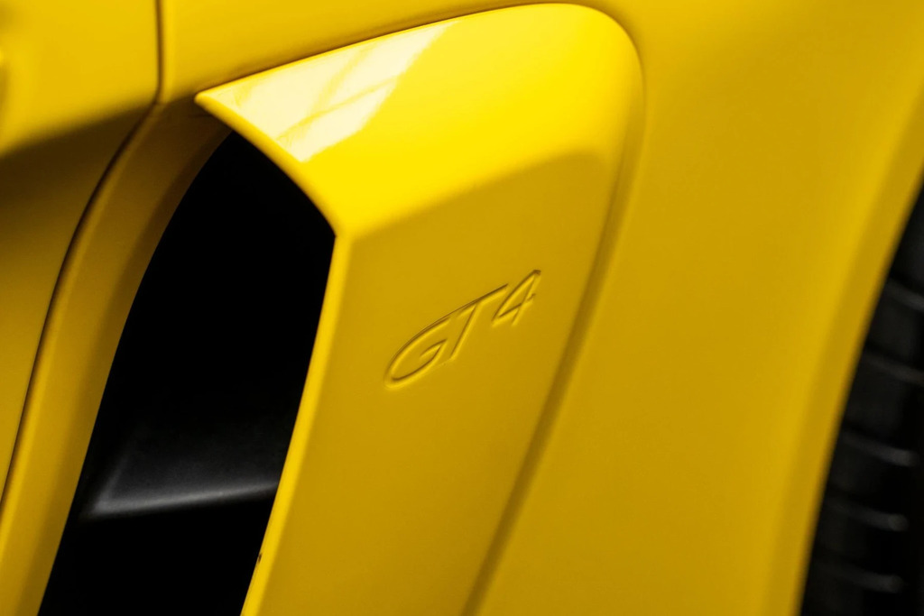 Porsche 718 Cayman 4L Gt4 Black #27