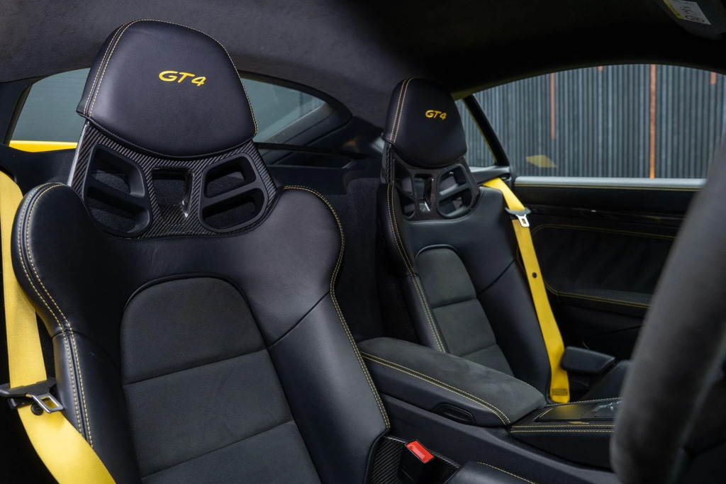 Porsche 718 Cayman 4L Gt4 Black #12