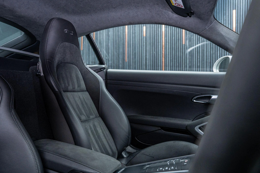 Porsche 718 Cayman Cayman S-a Blue #14