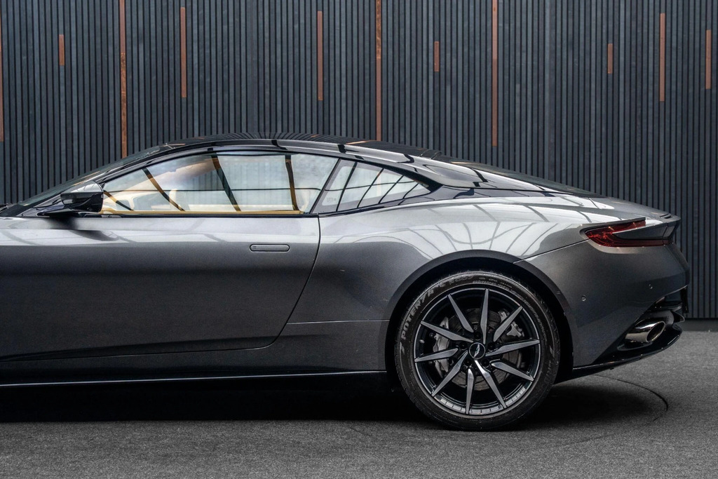Aston Martin DB11 5.2 V12 Euro 6 Ss Silver #17