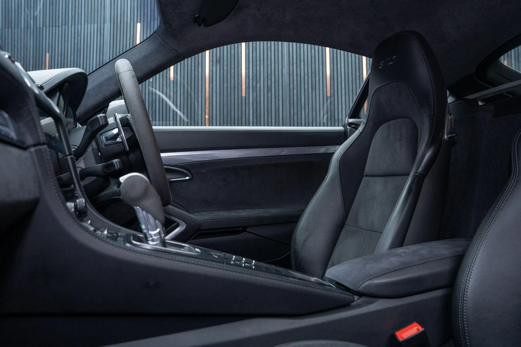 Porsche 718 Cayman Cayman Gts S-a Blue #33