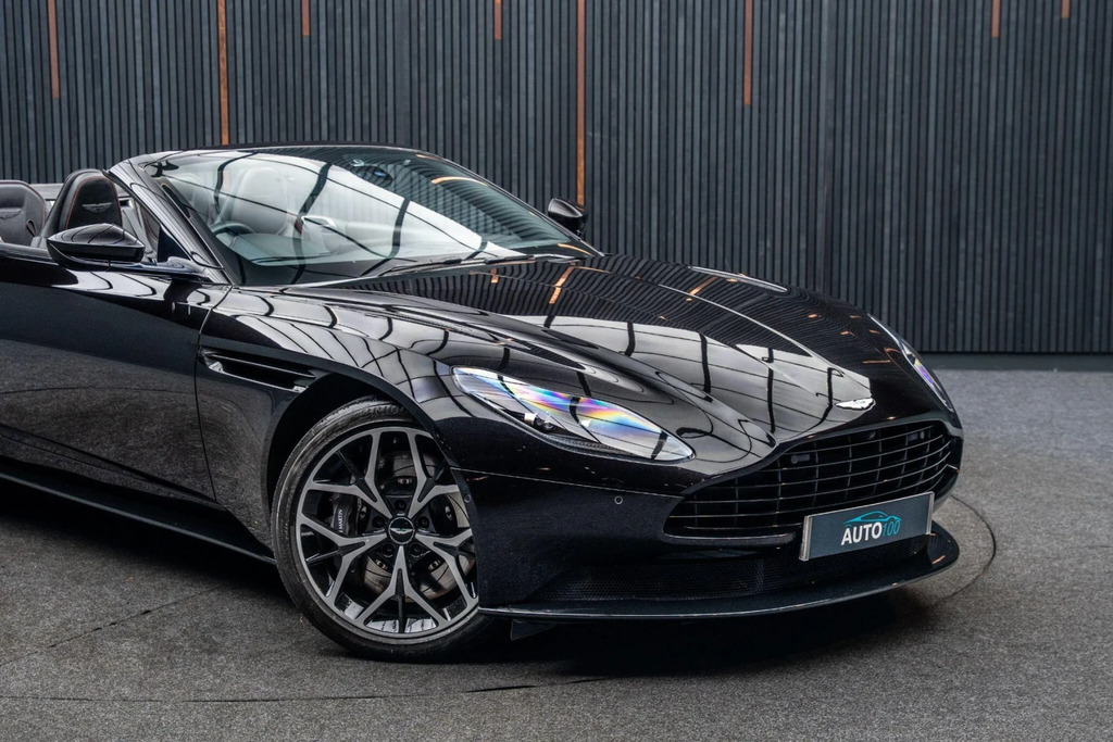 Aston Martin DB11 V12 Touchtronic Red #11