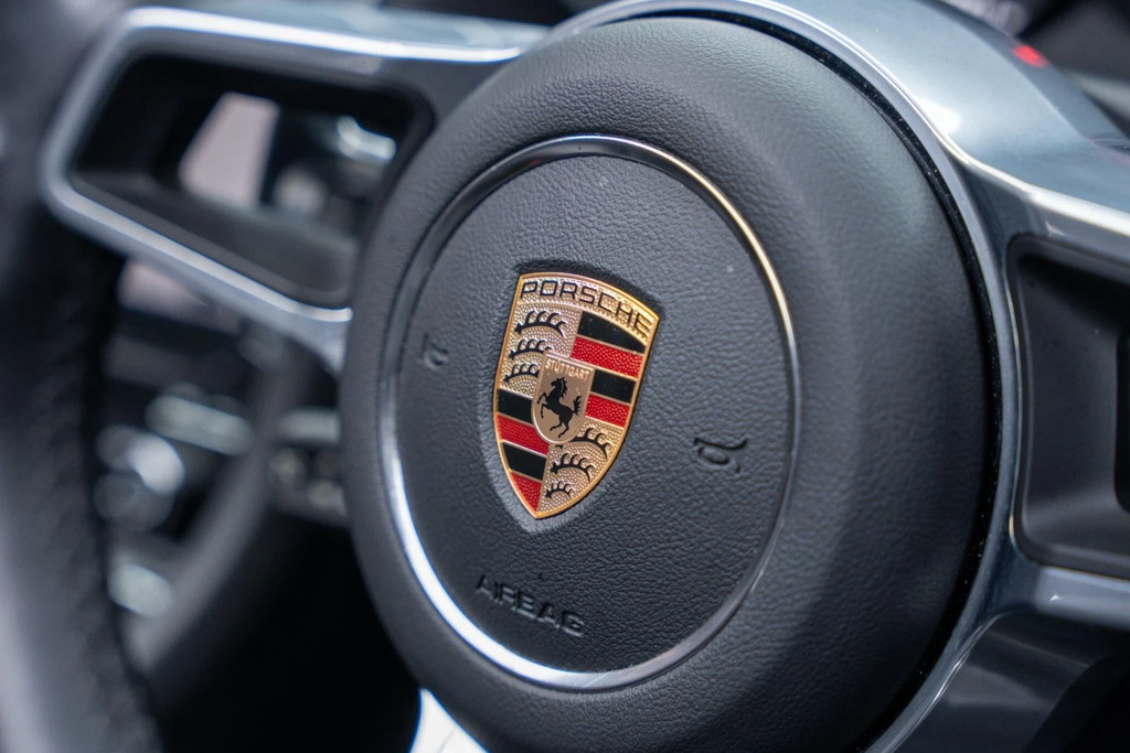 Porsche 718 Boxster 2.0T Style Edition Convertible Black #33