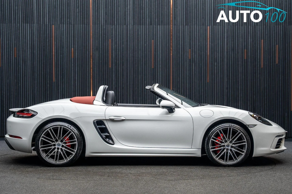 Porsche 718 Boxster 2.0T Style Edition Convertible Black #13