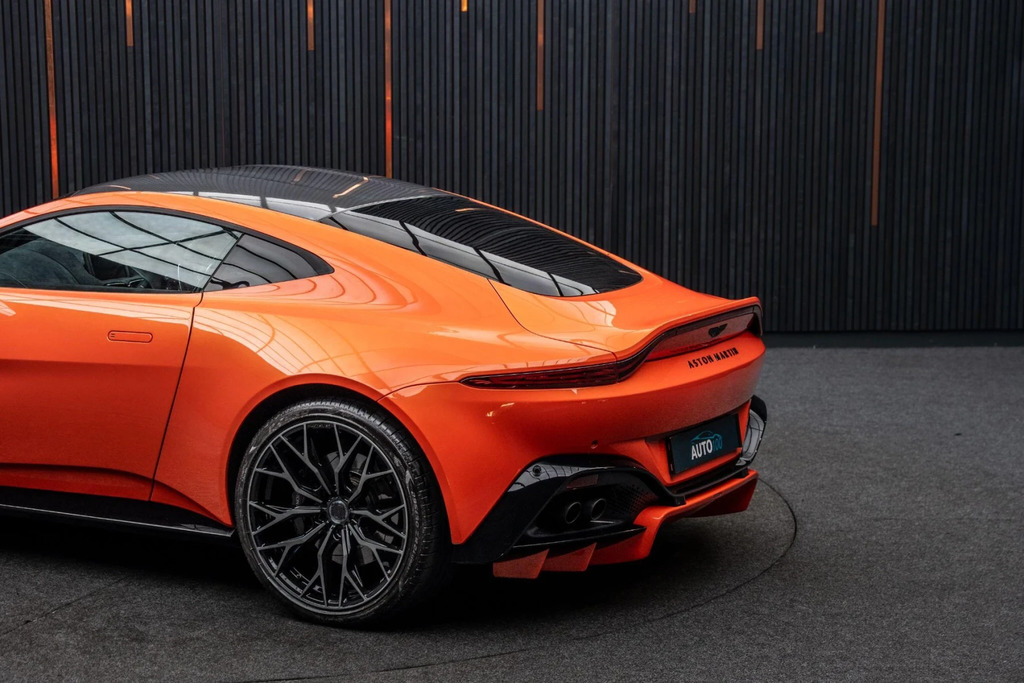 Aston Martin Vantage Vantage Amr Hero Edition Black #20
