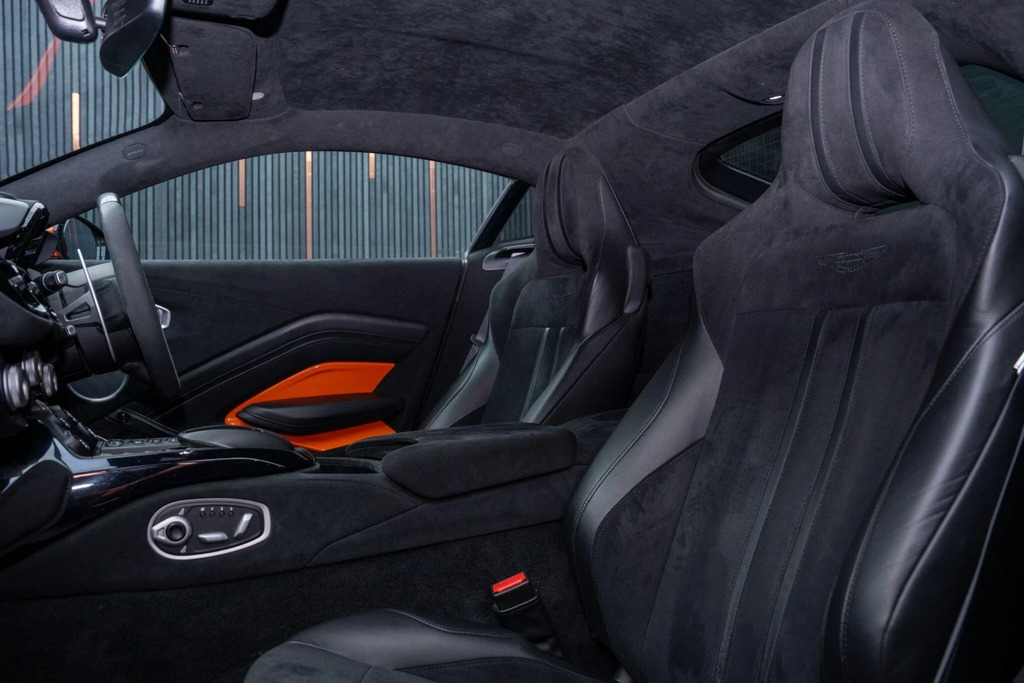 Aston Martin Vantage Vantage Amr Hero Edition Black #34