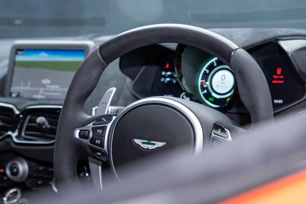 Aston Martin Vantage Vantage Amr Hero Edition Black #38