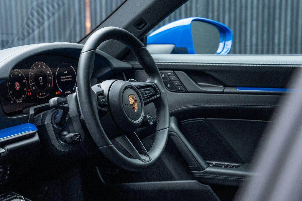 Porsche 911 992.2 Carrera Gts Pdk Black #39