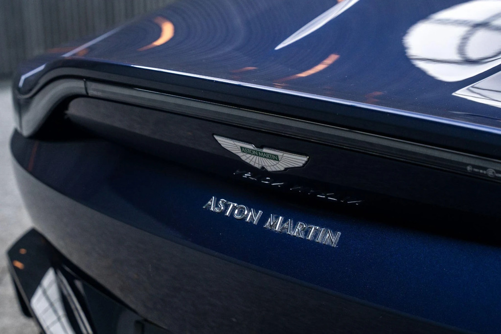Aston Martin Vantage Vantage V8 Grey #29