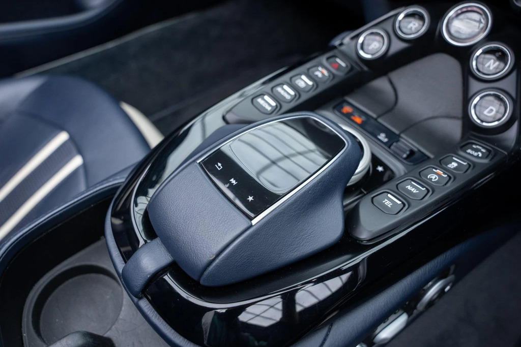 Aston Martin Vantage Vantage V8 Grey #22
