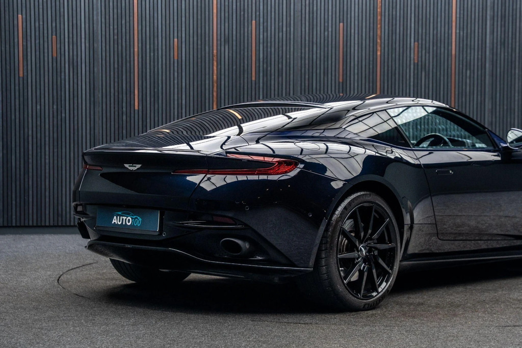 Aston Martin DB11 Db11 V12 Silver #21