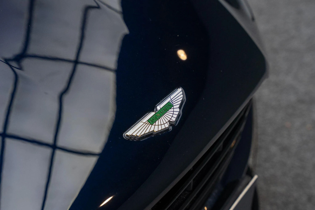Aston Martin DB11 Db11 V12 Silver #27
