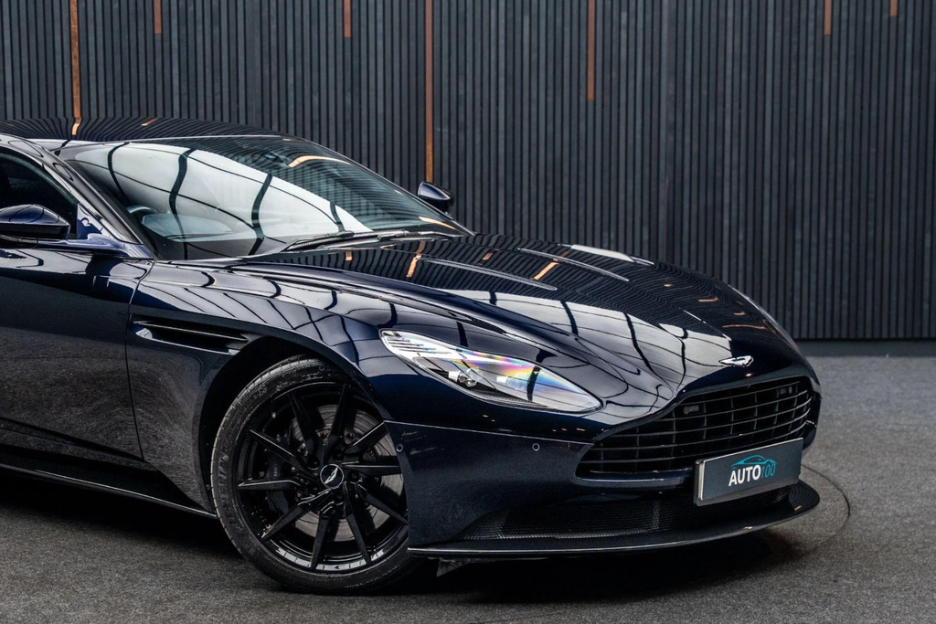 Aston Martin DB11 Db11 V12 Silver #9
