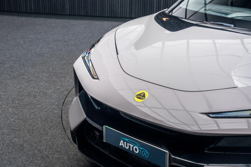 Lotus Eletre 112Kwh 4Wd Dual Motor Green #31