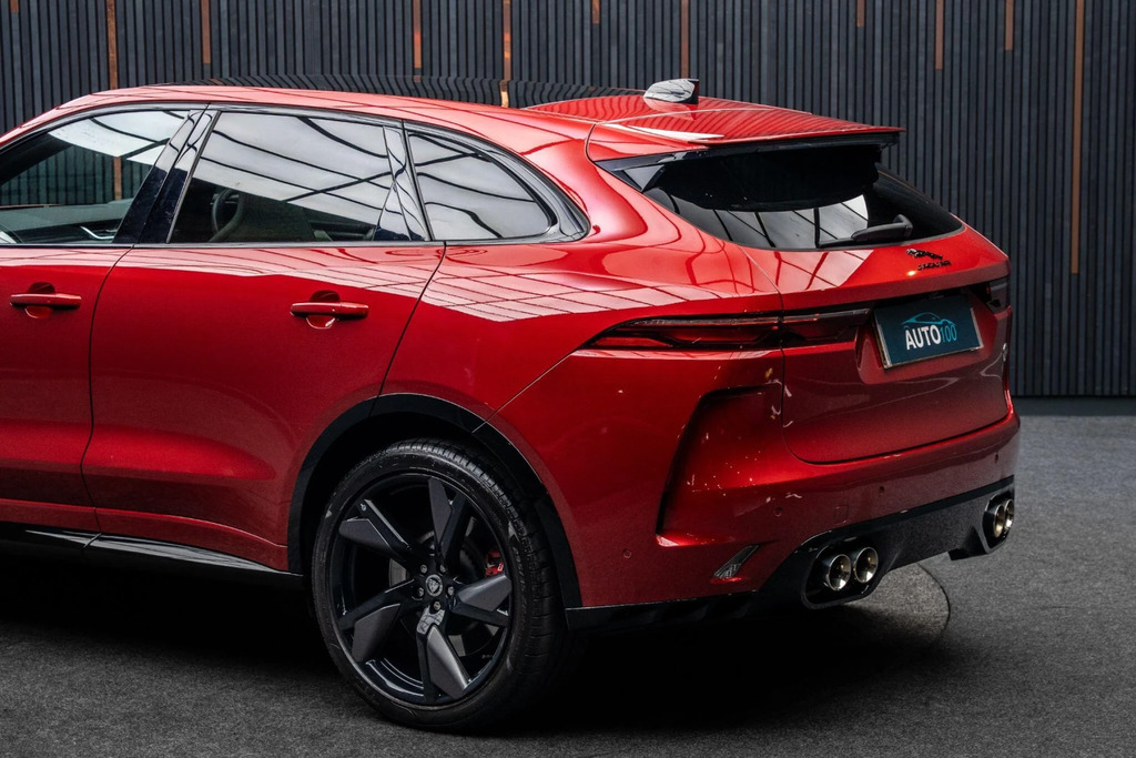 Jaguar F-Pace P550 Svr Black #19