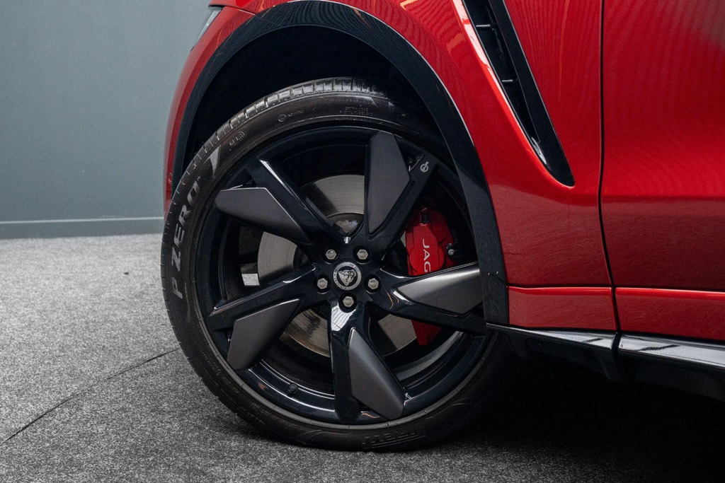 Jaguar F-Pace P550 Svr Black #13